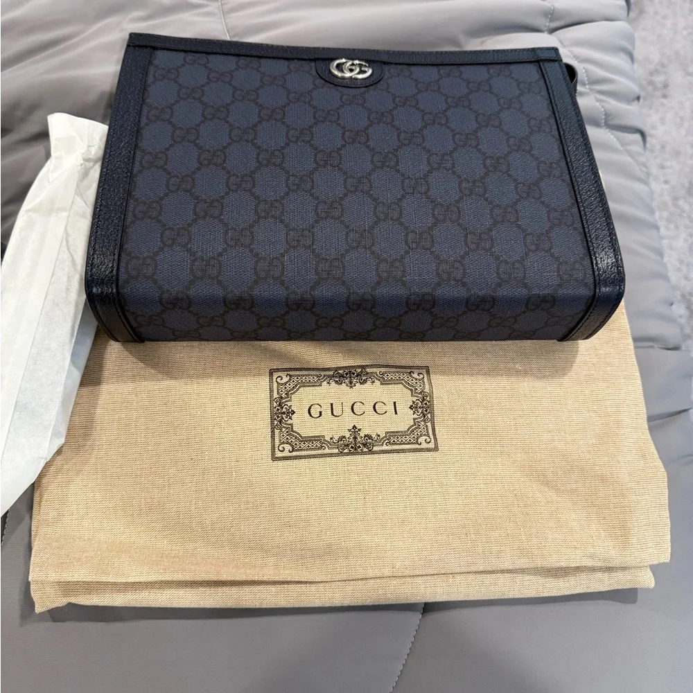 Gucci Navy and Black GG Canvas Pouch - Picture 2 of 7